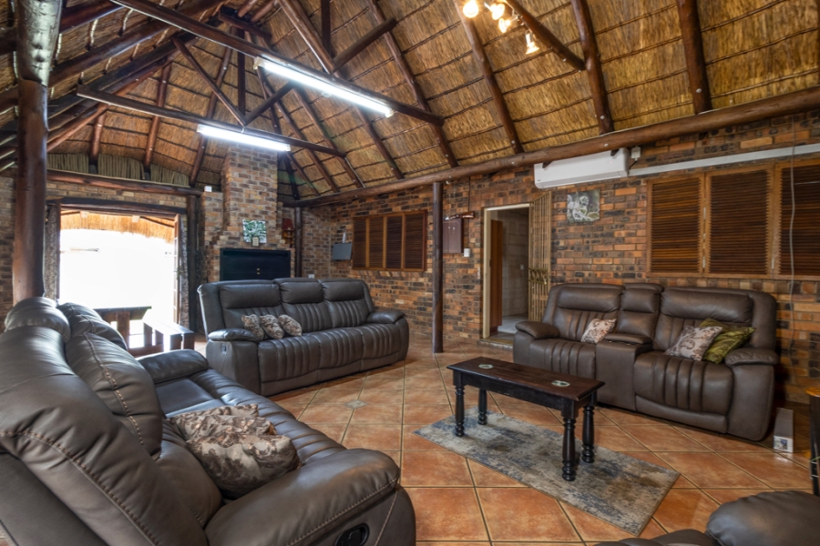 4 Bedroom Property for Sale in Dorandia Gauteng