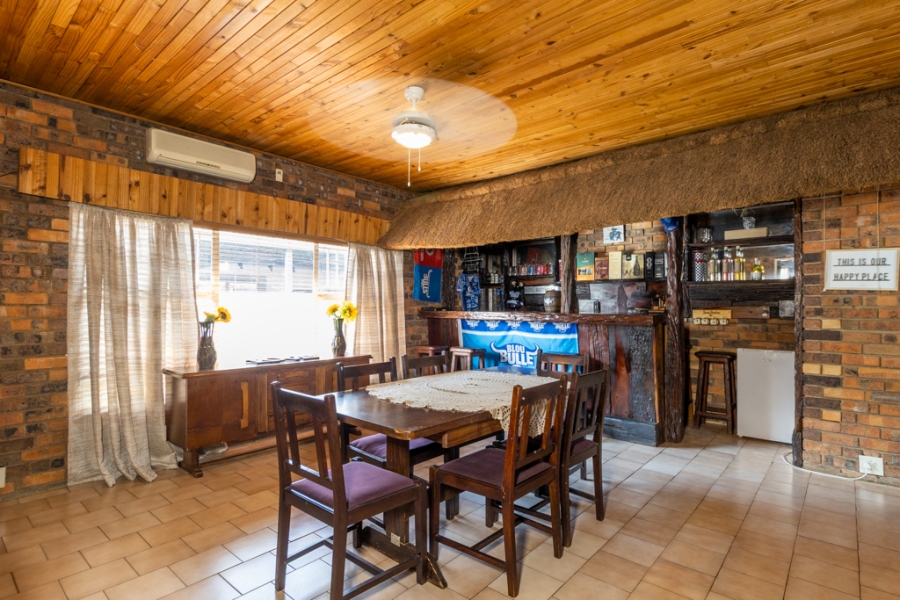 4 Bedroom Property for Sale in Dorandia Gauteng