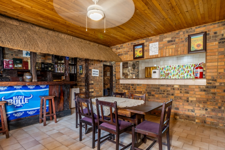 4 Bedroom Property for Sale in Dorandia Gauteng