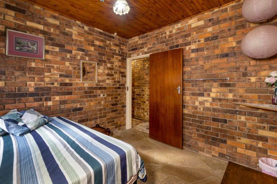 4 Bedroom Property for Sale in Dorandia Gauteng