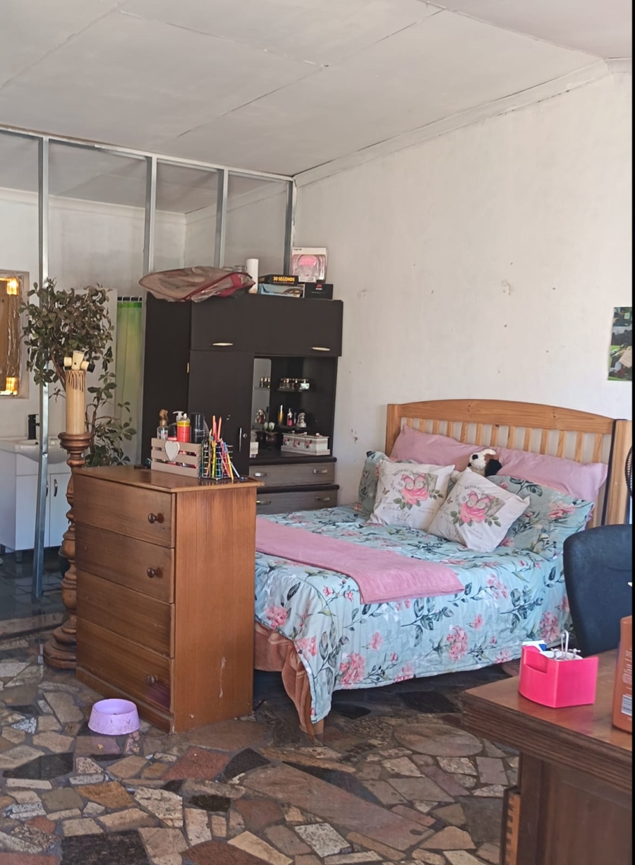 3 Bedroom Property for Sale in Kameeldrift West Gauteng