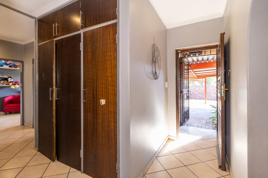 3 Bedroom Property for Sale in Ninapark Gauteng