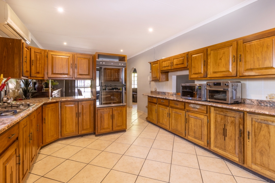 3 Bedroom Property for Sale in Ninapark Gauteng