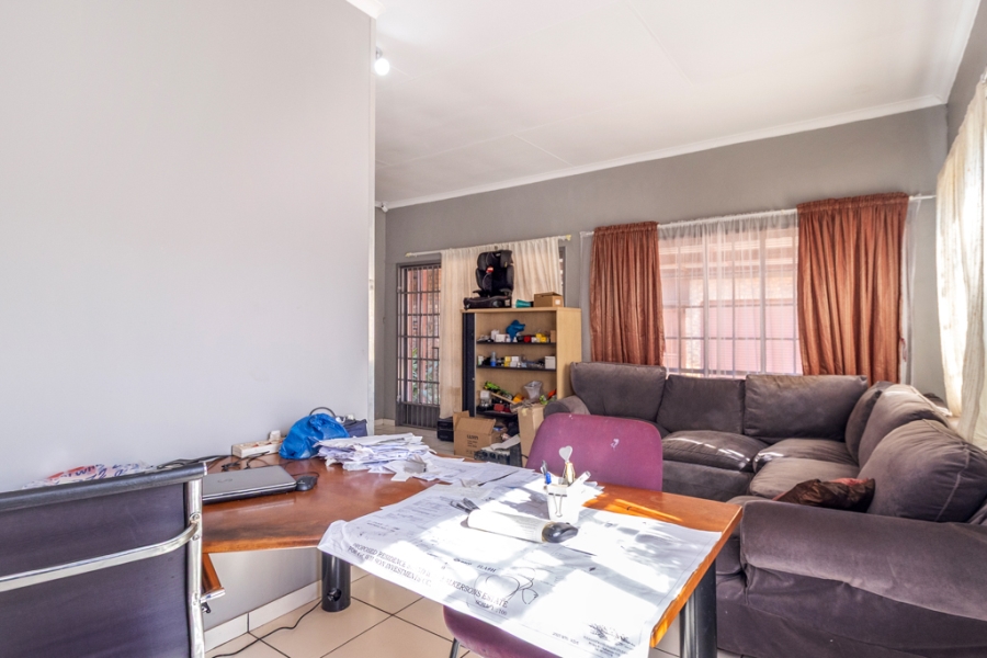 3 Bedroom Property for Sale in Ninapark Gauteng