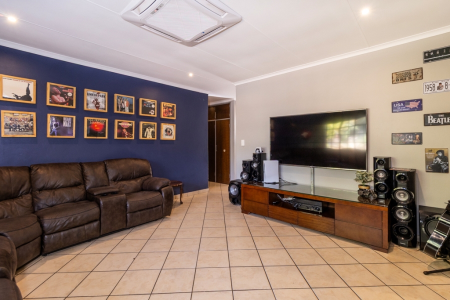 3 Bedroom Property for Sale in Ninapark Gauteng
