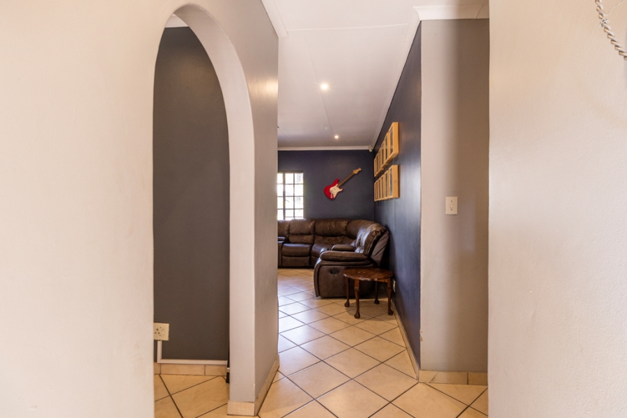 3 Bedroom Property for Sale in Ninapark Gauteng