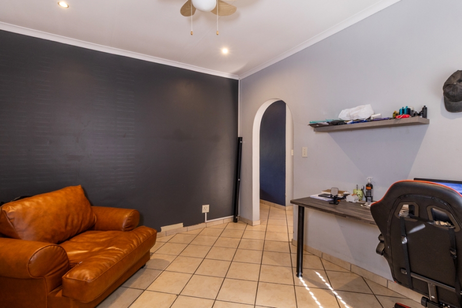 3 Bedroom Property for Sale in Ninapark Gauteng