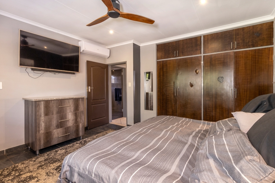 3 Bedroom Property for Sale in Ninapark Gauteng