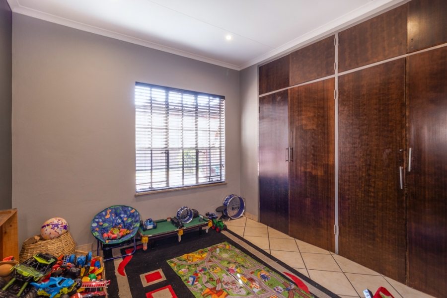 3 Bedroom Property for Sale in Ninapark Gauteng