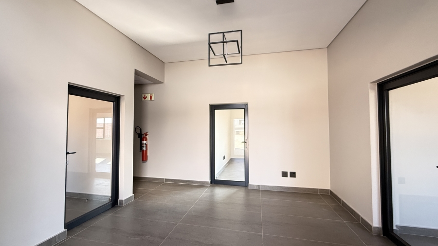 To Let Commercial Property for Rent in Sunderland Ridge Gauteng