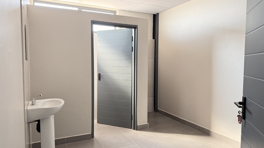 To Let Commercial Property for Rent in Sunderland Ridge Gauteng