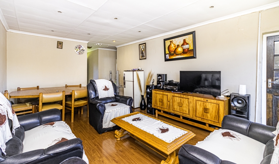 2 Bedroom Property for Sale in Florida Gauteng