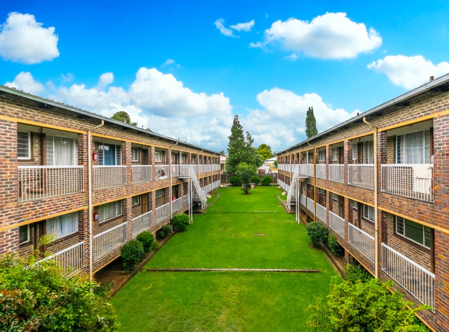 2 Bedroom Property for Sale in Florida Gauteng