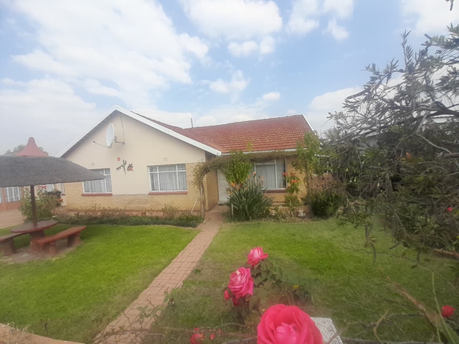 4 Bedroom Property for Sale in Visagie Park Gauteng