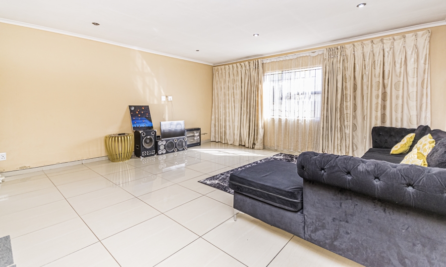 3 Bedroom Property for Sale in Cosmo City Gauteng
