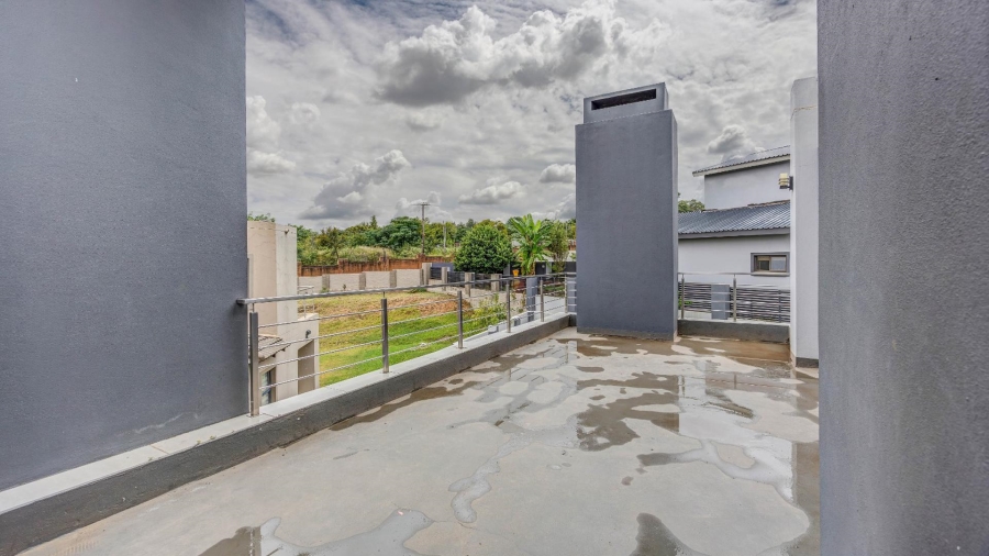 4 Bedroom Property for Sale in Maroeladal Gauteng
