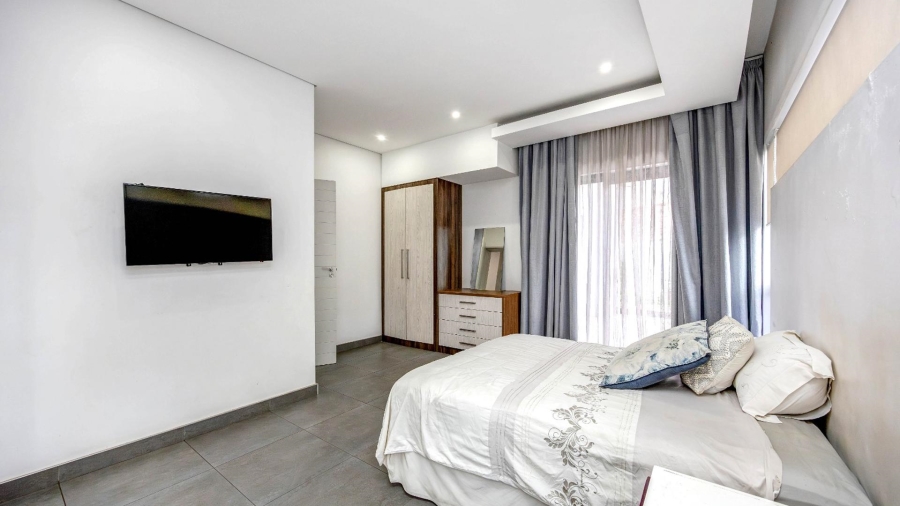 4 Bedroom Property for Sale in Maroeladal Gauteng
