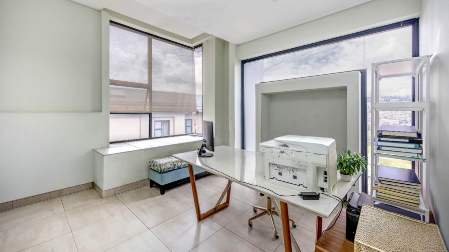 4 Bedroom Property for Sale in Maroeladal Gauteng