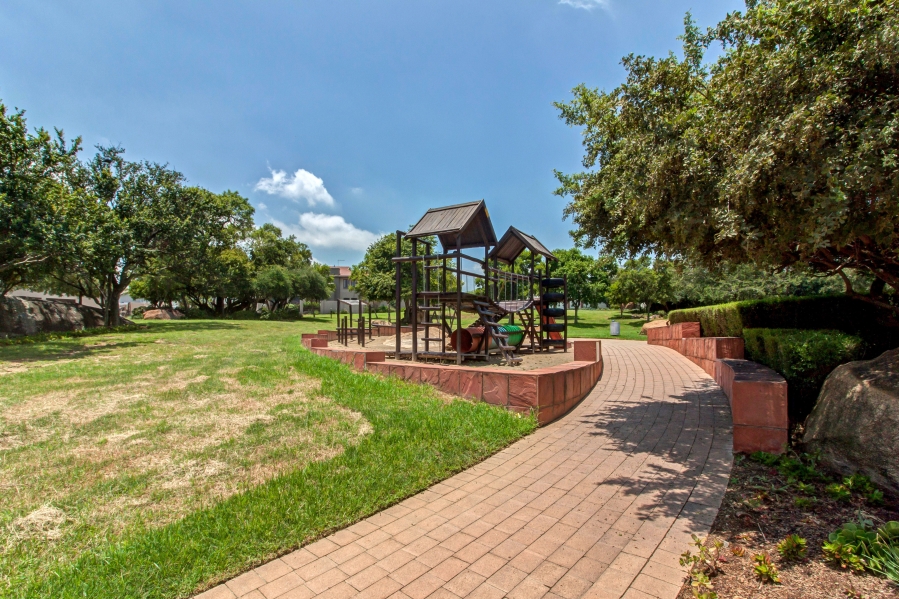 4 Bedroom Property for Sale in Maroeladal Gauteng