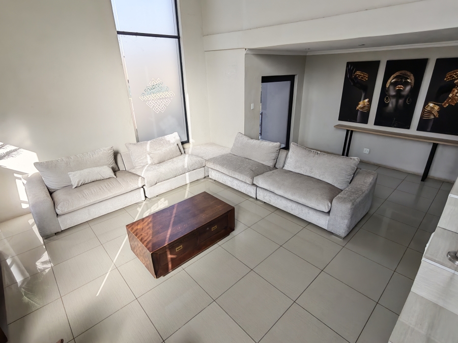 5 Bedroom Property for Sale in Magaliesberg Country Estate Gauteng