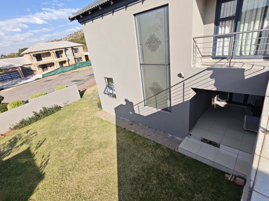 5 Bedroom Property for Sale in Magaliesberg Country Estate Gauteng