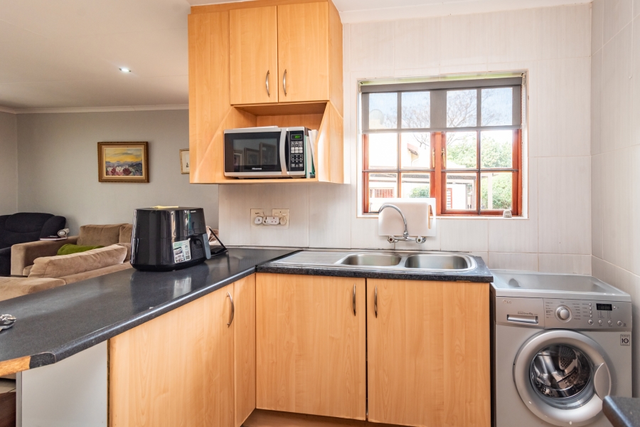 3 Bedroom Property for Sale in Little Falls Gauteng