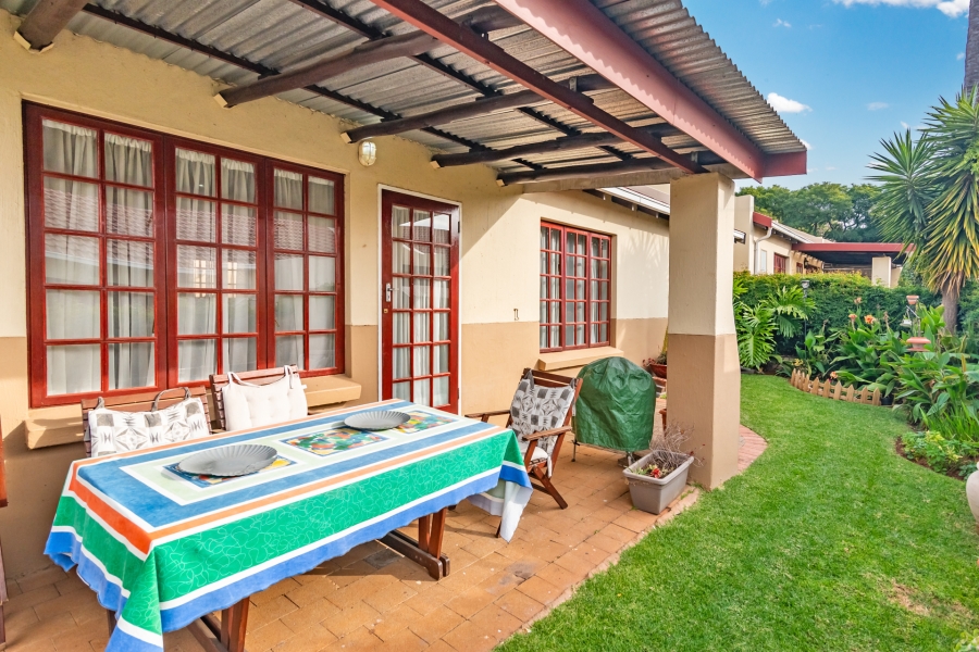 3 Bedroom Property for Sale in Little Falls Gauteng