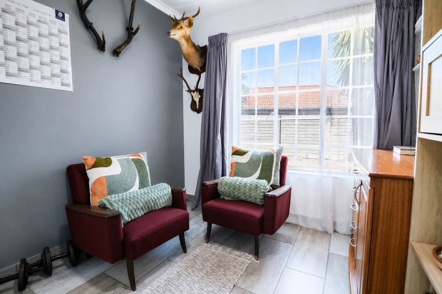 2 Bedroom Property for Sale in Pierre Van Ryneveld Gauteng