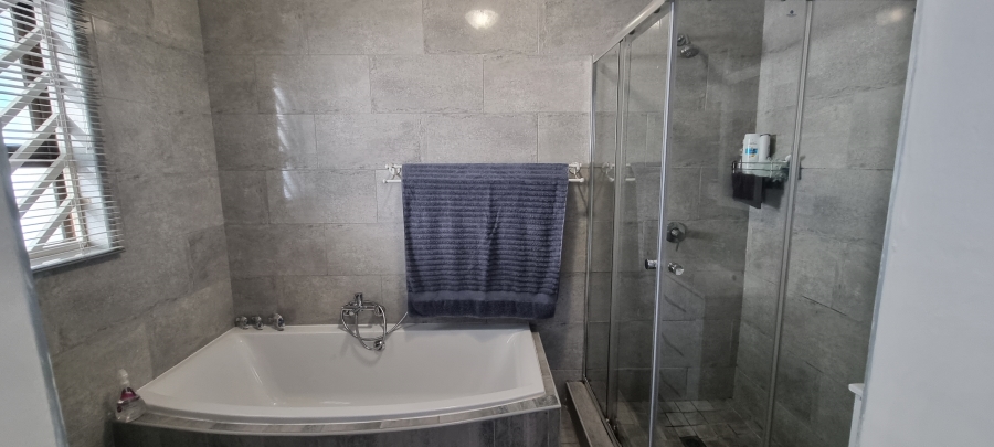 3 Bedroom Property for Sale in Newlands Gauteng