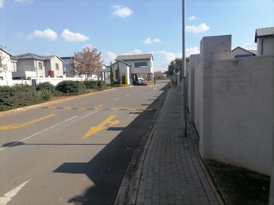 3 Bedroom Property for Sale in Raslouw Gauteng