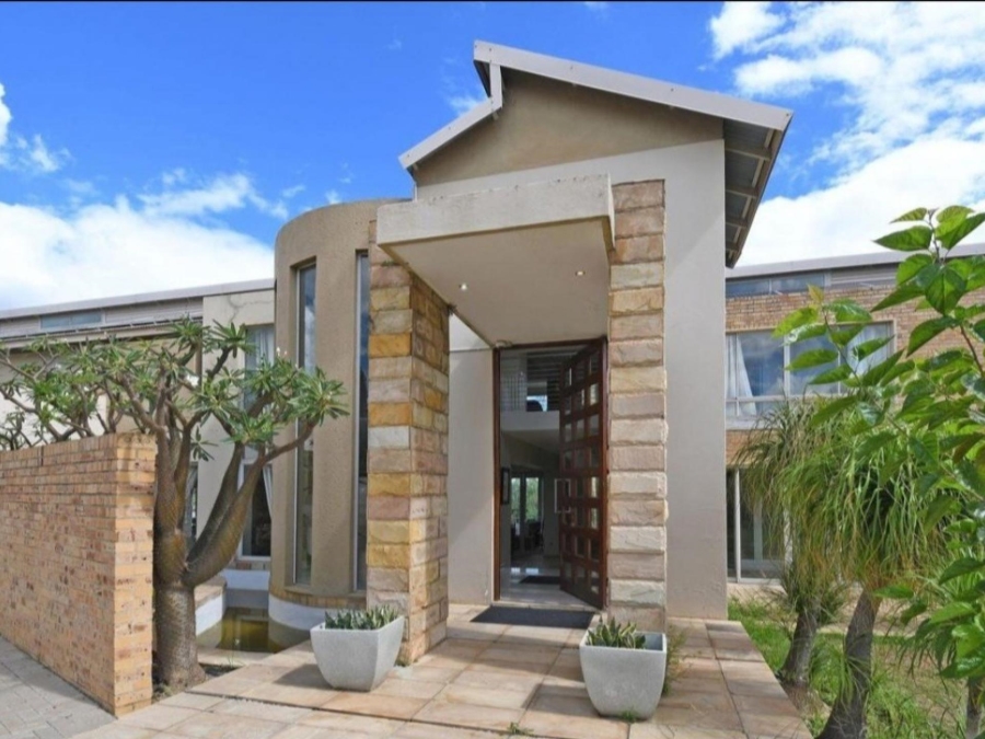 4 Bedroom Property for Sale in Saddlebrook Estate Gauteng