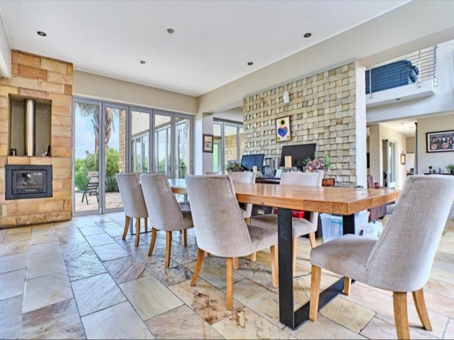 4 Bedroom Property for Sale in Saddlebrook Estate Gauteng