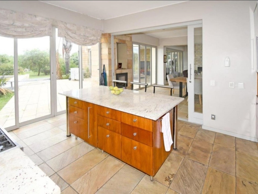 4 Bedroom Property for Sale in Saddlebrook Estate Gauteng