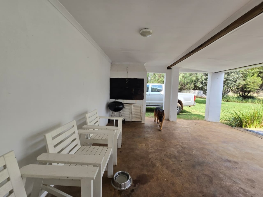 5 Bedroom Property for Sale in Drumblade A H Gauteng
