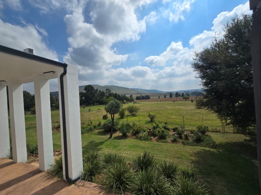 5 Bedroom Property for Sale in Drumblade A H Gauteng