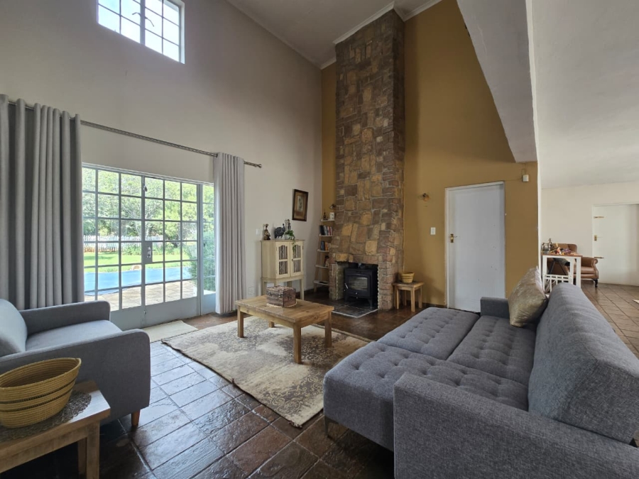 5 Bedroom Property for Sale in Drumblade A H Gauteng