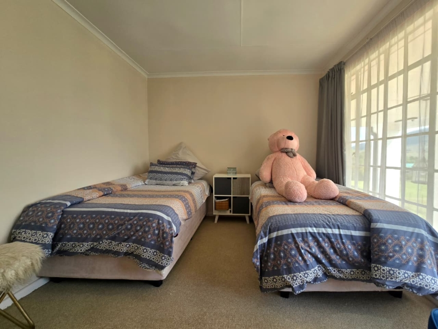 5 Bedroom Property for Sale in Drumblade A H Gauteng
