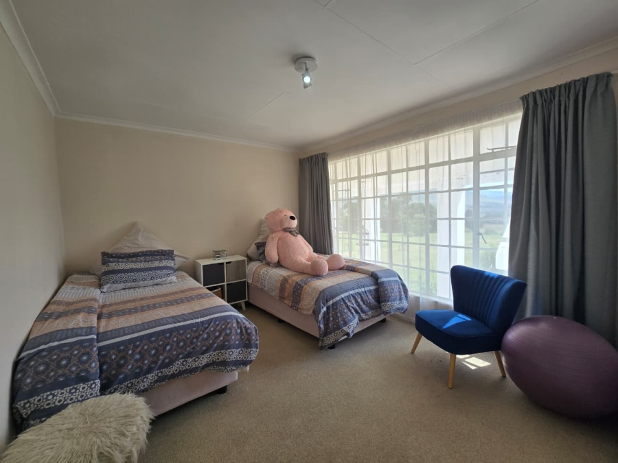 5 Bedroom Property for Sale in Drumblade A H Gauteng