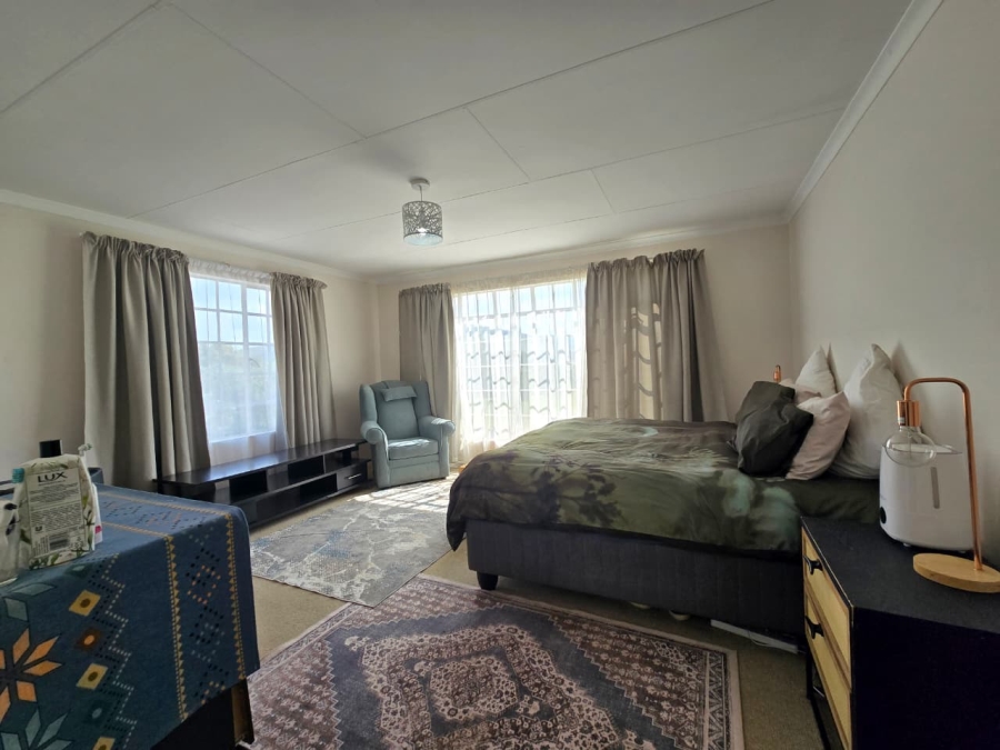 5 Bedroom Property for Sale in Drumblade A H Gauteng