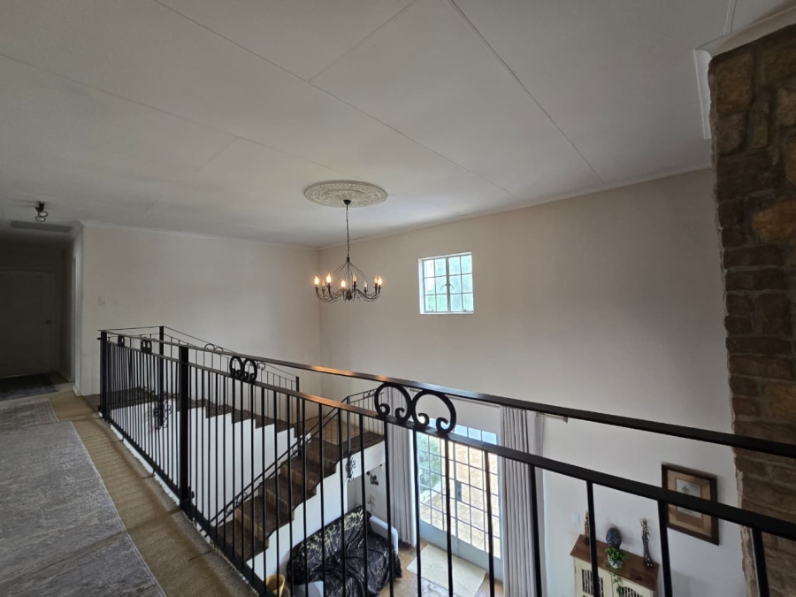 5 Bedroom Property for Sale in Drumblade A H Gauteng