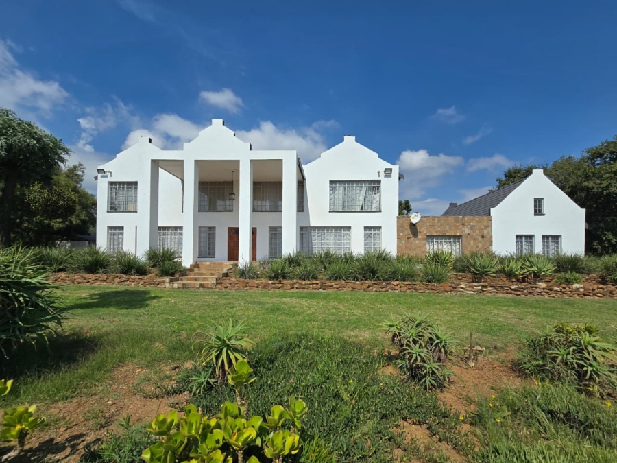 5 Bedroom Property for Sale in Drumblade A H Gauteng