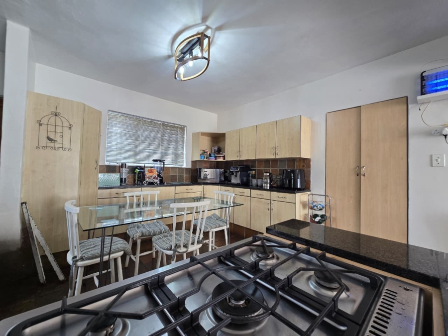 5 Bedroom Property for Sale in Drumblade A H Gauteng