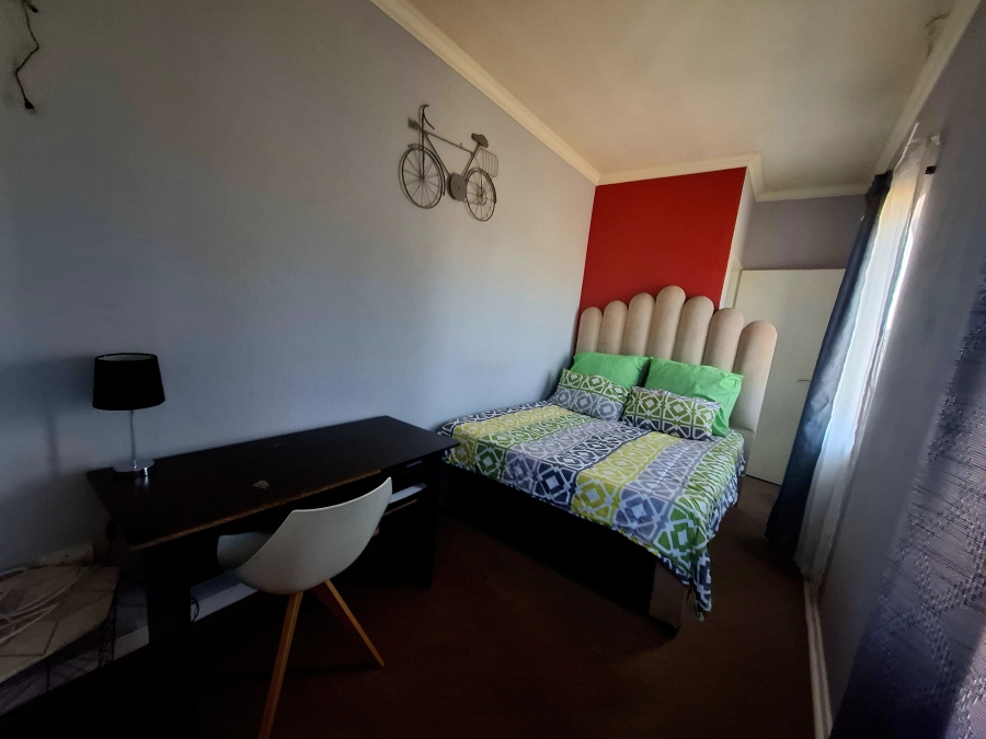 3 Bedroom Property for Sale in Sonneveld Gauteng