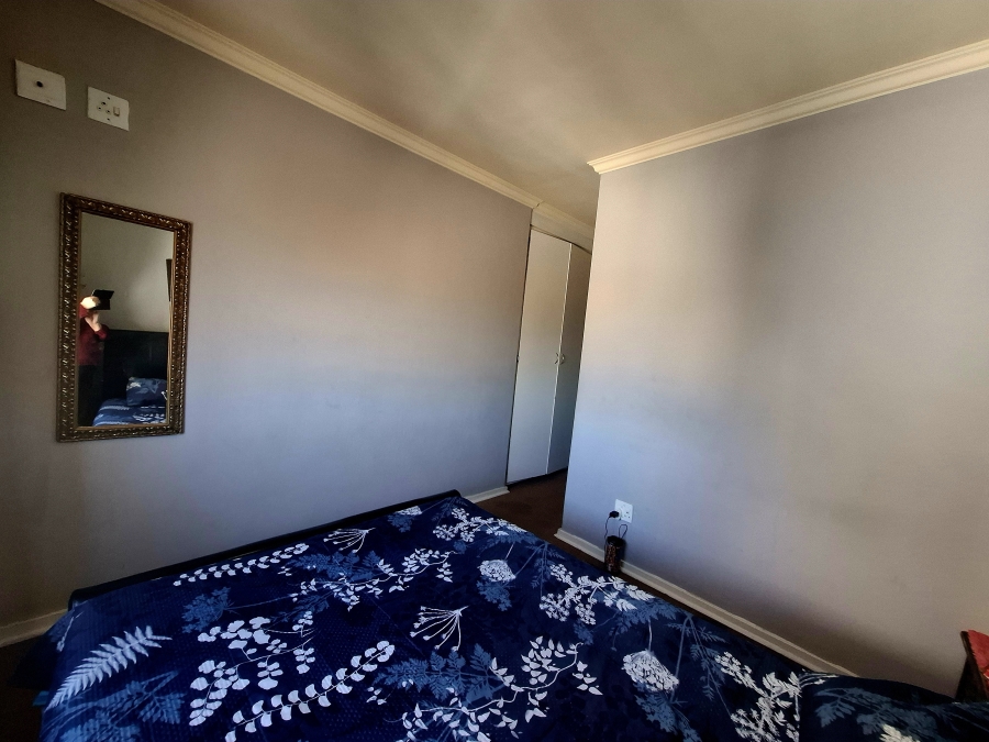 3 Bedroom Property for Sale in Sonneveld Gauteng