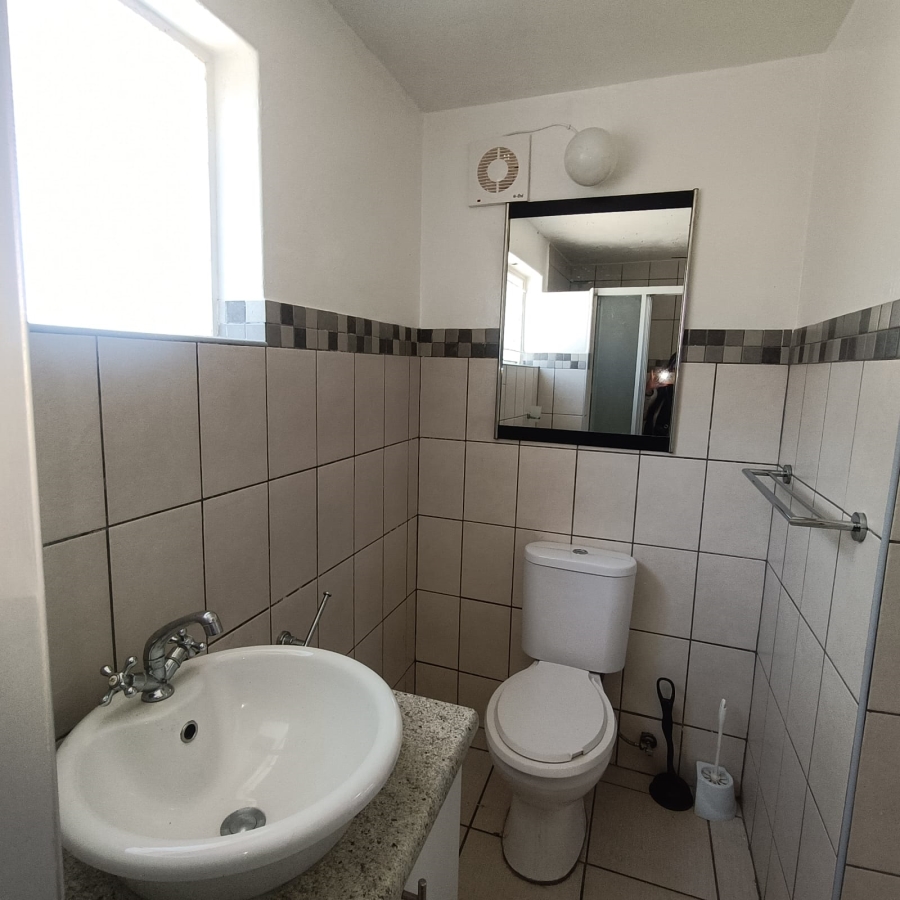 2 Bedroom Property for Sale in Auckland Park Gauteng