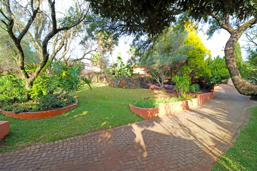 3 Bedroom Property for Sale in Cresta Gauteng