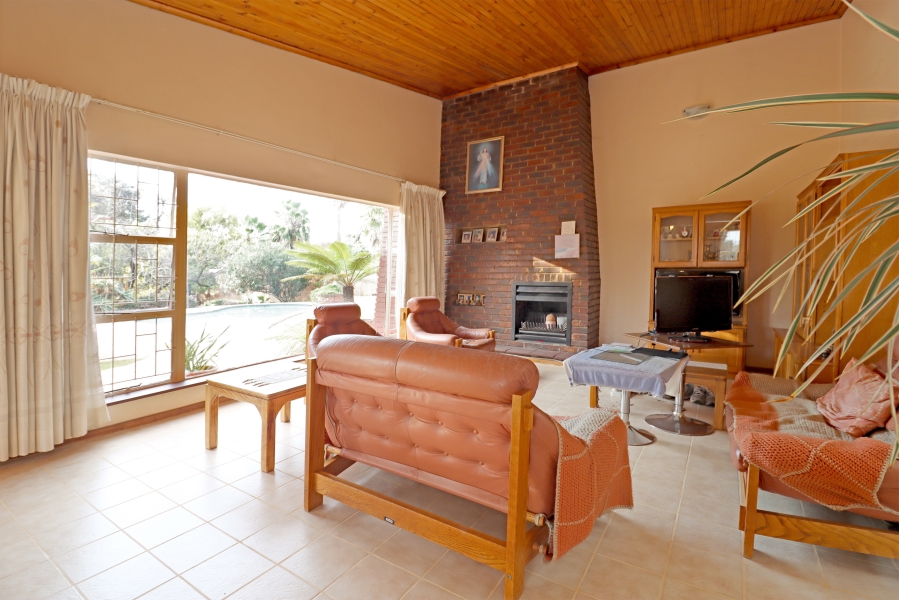 3 Bedroom Property for Sale in Cresta Gauteng