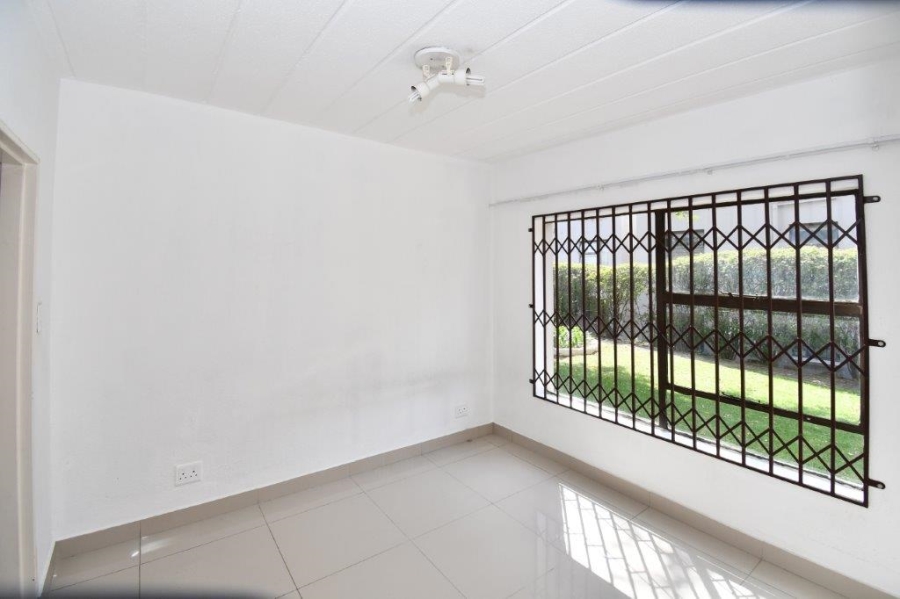 To Let 1 Bedroom Property for Rent in Morningside Gauteng