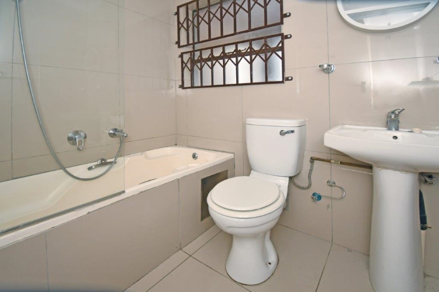 To Let 1 Bedroom Property for Rent in Morningside Gauteng
