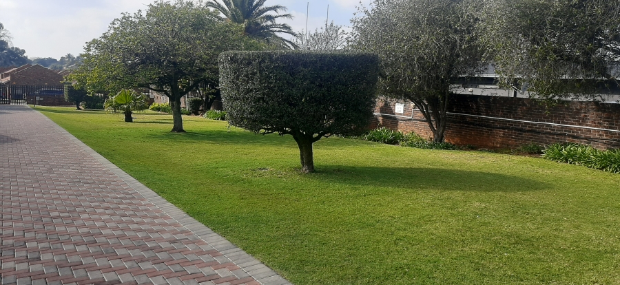 3 Bedroom Property for Sale in Birchleigh Gauteng
